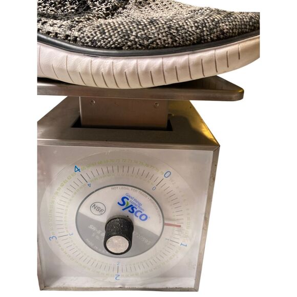 Nike Free RN Flyknit 2018 Womens 9 Black Gray Lace Up Low Top Running Shoes - Picture 13 of 13